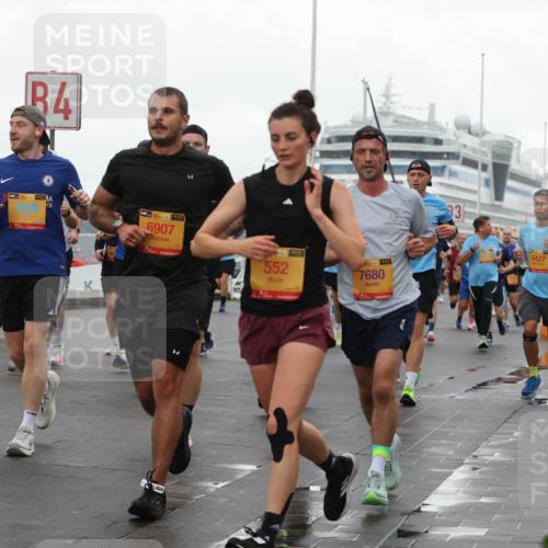 13.09.2026 - Kiel Lauf Andreas Tolksdorf http://msf.ph/oto/10401663 13.09.2026 11:00:00 Kiellinie 4, 39, 364, 38, 38, 6907, 552, 38, 7680, 33, 6427 meine-sportfotos.de