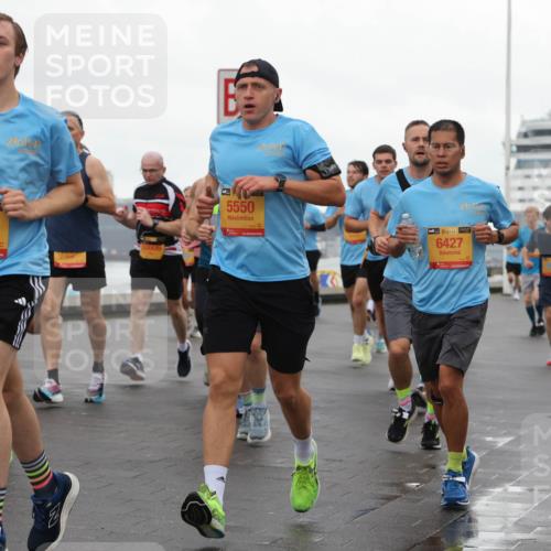 13.09.2026 - Kiel Lauf Andreas Tolksdorf http://msf.ph/oto/10401700 13.09.2026 11:00:03 Kiellinie 4141, 99, 6217, 38, 10606, 5550, 6427, 83 meine-sportfotos.de