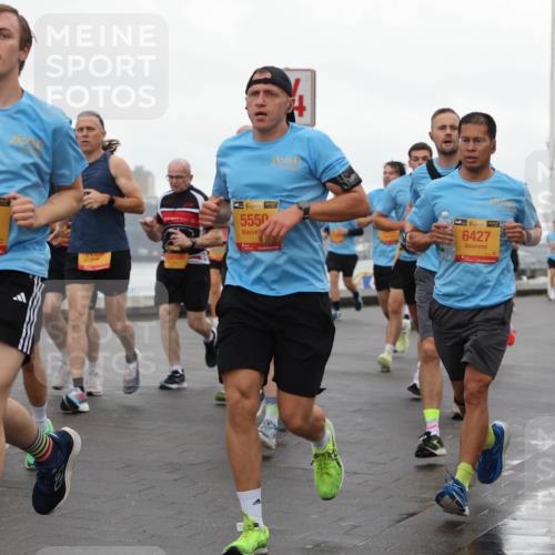13.09.2026 - Kiel Lauf Andreas Tolksdorf http://msf.ph/oto/10401703 13.09.2026 11:00:03 Kiellinie 217, 10606, 38, 5550, 38, 6427 meine-sportfotos.de