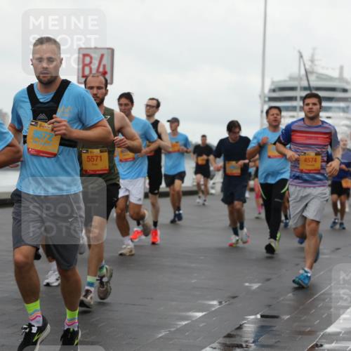 13.09.2026 - Kiel Lauf Andreas Tolksdorf http://msf.ph/oto/10401724 13.09.2026 11:00:04 Kiellinie 38, 967, 39, 6427, 4, 5571, 4574, 83 meine-sportfotos.de