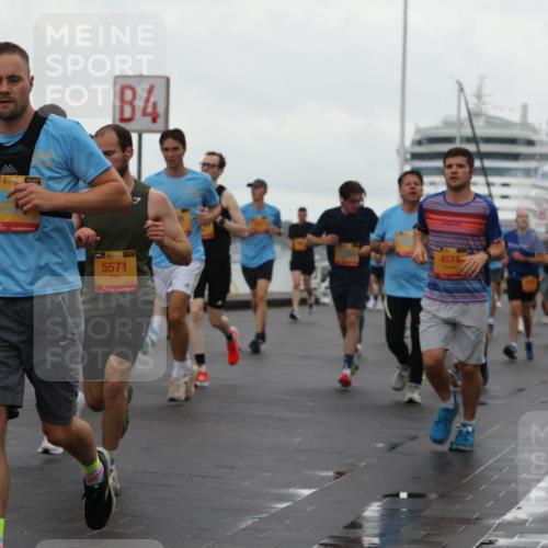 13.09.2026 - Kiel Lauf Andreas Tolksdorf http://msf.ph/oto/10401727 13.09.2026 11:00:04 Kiellinie 4, 5571, 4574 meine-sportfotos.de