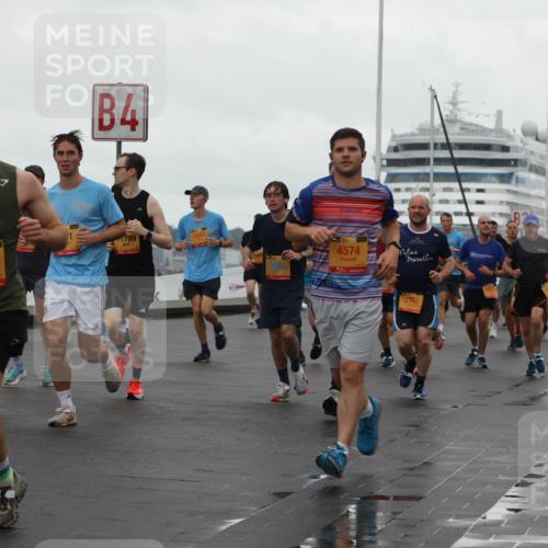 13.09.2026 - Kiel Lauf Andreas Tolksdorf http://msf.ph/oto/10401732 13.09.2026 11:00:05 Kiellinie 39, 5571, 4, 1799, 12063, 38, 4574, 3763 meine-sportfotos.de