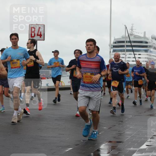 13.09.2026 - Kiel Lauf Andreas Tolksdorf http://msf.ph/oto/10401736 13.09.2026 11:00:05 Kiellinie 1, 39, 5571, 4, 6091, 99, 39, 4574, 10219, 3763 meine-sportfotos.de