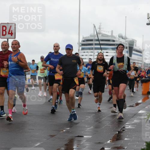 13.09.2026 - Kiel Lauf Andreas Tolksdorf http://msf.ph/oto/10401784 13.09.2026 11:00:08 Kiellinie 4, 102, 49, 38, 6095 meine-sportfotos.de
