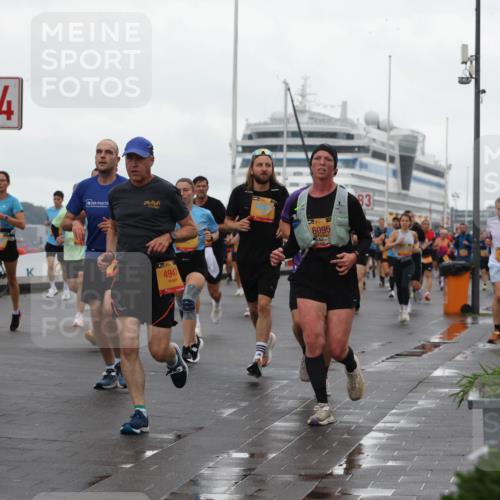 13.09.2026 - Kiel Lauf Andreas Tolksdorf http://msf.ph/oto/10401797 13.09.2026 11:00:09 Kiellinie 4, 4947, 39, 6095, 83, 9113 meine-sportfotos.de