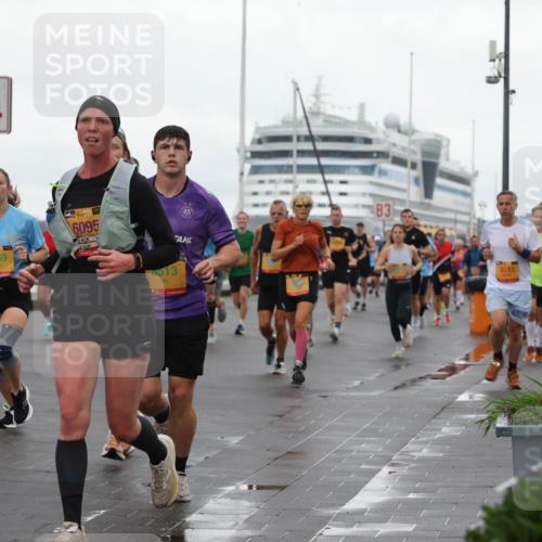 13.09.2026 - Kiel Lauf Andreas Tolksdorf http://msf.ph/oto/10401819 13.09.2026 11:00:10 Kiellinie 38, 4, 30219, 4947, 4, 4, 39, 1759, 38, 6095, 0513, 3, 9113 meine-sportfotos.de