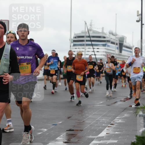 13.09.2026 - Kiel Lauf Andreas Tolksdorf http://msf.ph/oto/10401822 13.09.2026 11:00:11 Kiellinie 1759, 38, 6095, 438, 8513, 8, 3, 9113 meine-sportfotos.de