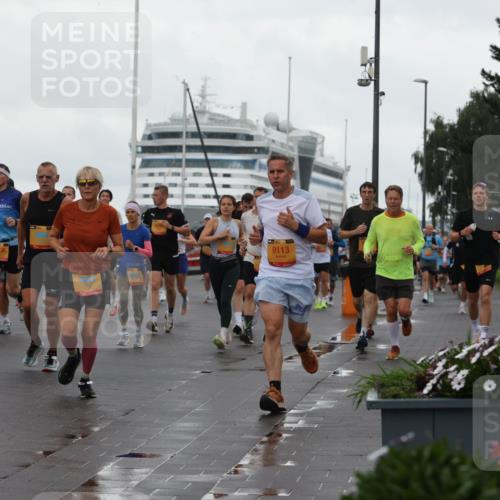 13.09.2026 - Kiel Lauf Andreas Tolksdorf http://msf.ph/oto/10401842 13.09.2026 11:00:12 Kiellinie 4, 80, 39, 9113 meine-sportfotos.de