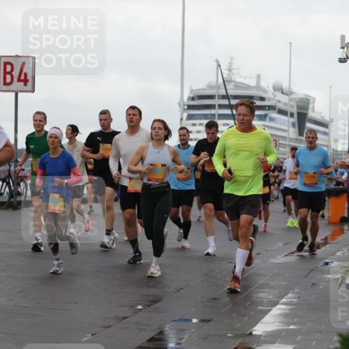 13.09.2026 - Kiel Lauf Andreas Tolksdorf http://msf.ph/oto/10401862 13.09.2026 11:00:14 Kiellinie 9113, 4, 1282, 10266 meine-sportfotos.de