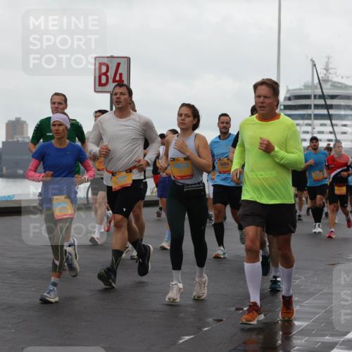 13.09.2026 - Kiel Lauf Andreas Tolksdorf http://msf.ph/oto/10401885 13.09.2026 11:00:15 Kiellinie 24, 39, 4, 39, 1, 39, 10618, 5084 meine-sportfotos.de