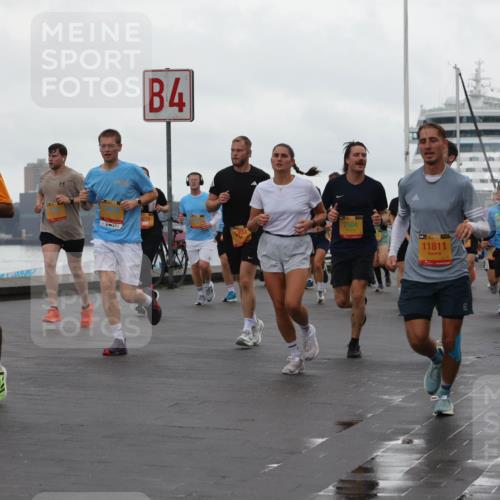 13.09.2026 - Kiel Lauf Andreas Tolksdorf http://msf.ph/oto/10402005 13.09.2026 11:00:43 Kiellinie 4, 2504, 39, 11811, 39, 1597 meine-sportfotos.de