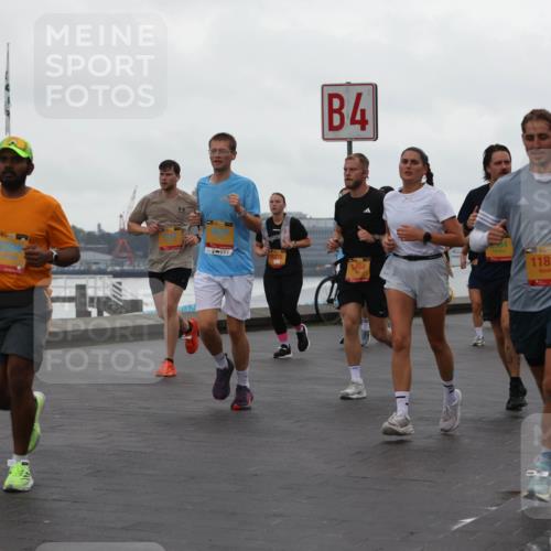 13.09.2026 - Kiel Lauf Andreas Tolksdorf http://msf.ph/oto/10402018 13.09.2026 11:00:43 Kiellinie 4, 5494, 39, 11811 meine-sportfotos.de