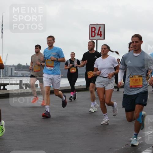 13.09.2026 - Kiel Lauf Andreas Tolksdorf http://msf.ph/oto/10402023 13.09.2026 11:00:43 Kiellinie 8278, 4, 11811, 258, 1597 meine-sportfotos.de