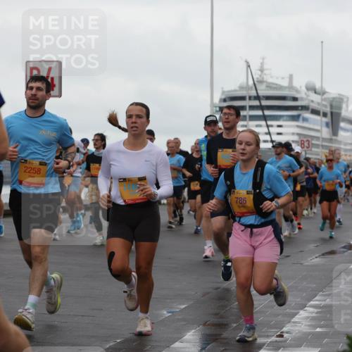 13.09.2026 - Kiel Lauf Andreas Tolksdorf http://msf.ph/oto/10402051 13.09.2026 11:00:45 Kiellinie 139, 2258, 38, 4, 38, 786, 3 meine-sportfotos.de
