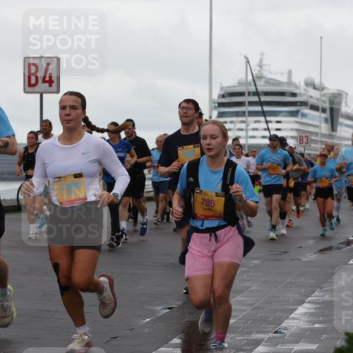 13.09.2026 - Kiel Lauf Andreas Tolksdorf http://msf.ph/oto/10402060 13.09.2026 11:00:45 Kiellinie 39, 2258, 4, 786, 3 meine-sportfotos.de
