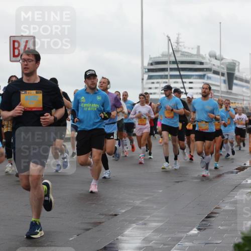 13.09.2026 - Kiel Lauf Andreas Tolksdorf http://msf.ph/oto/10402072 13.09.2026 11:00:46 Kiellinie 36 meine-sportfotos.de