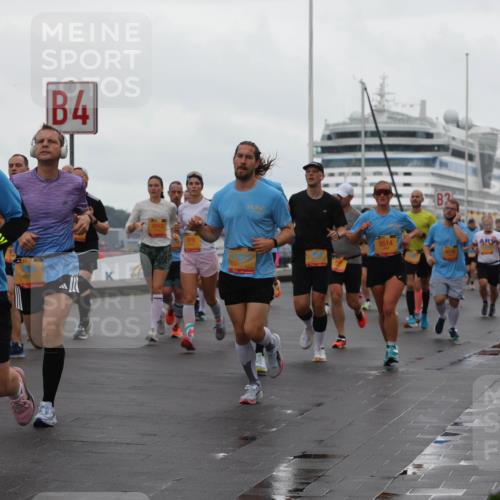 13.09.2026 - Kiel Lauf Andreas Tolksdorf http://msf.ph/oto/10402110 13.09.2026 11:00:48 Kiellinie 4, 10985, 9583, 976, 5514, 3 meine-sportfotos.de