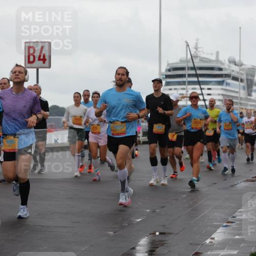 13.09.2026 - Kiel Lauf Andreas Tolksdorf http://msf.ph/oto/10402113 13.09.2026 11:00:48 Kiellinie 4, 9583, 976, 5514, 4176 meine-sportfotos.de