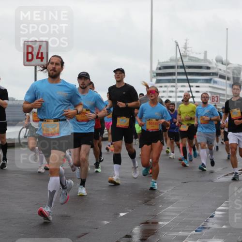 13.09.2026 - Kiel Lauf Andreas Tolksdorf http://msf.ph/oto/10402127 13.09.2026 11:00:49 Kiellinie 2002, 4, 38, 5514, 3, 8732, 2318, 1410 meine-sportfotos.de