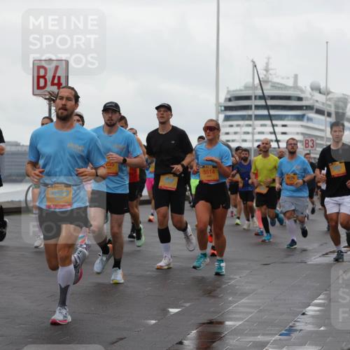 13.09.2026 - Kiel Lauf Andreas Tolksdorf http://msf.ph/oto/10402129 13.09.2026 11:00:49 Kiellinie 2002, 4, 38, 255, 5514, 4176, 3, 2318, 1410 meine-sportfotos.de