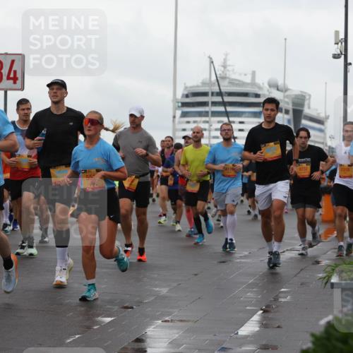 13.09.2026 - Kiel Lauf Andreas Tolksdorf http://msf.ph/oto/10402144 13.09.2026 11:00:50 Kiellinie 4, 9583, 3255, 55, 4176, 8732, 2318, 1410 meine-sportfotos.de