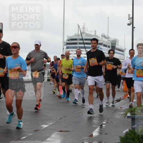 13.09.2026 - Kiel Lauf Andreas Tolksdorf http://msf.ph/oto/10402155 13.09.2026 11:00:51 Kiellinie 5514, 8732, 39, 1410 meine-sportfotos.de
