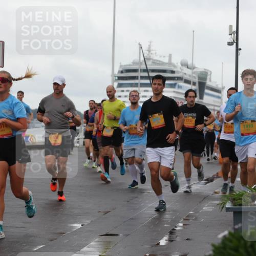 13.09.2026 - Kiel Lauf Andreas Tolksdorf http://msf.ph/oto/10402161 13.09.2026 11:00:51 Kiellinie 4, 514, 4176, 686, 8732, 2318, 38, 1410 meine-sportfotos.de