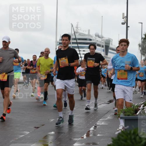 13.09.2026 - Kiel Lauf Andreas Tolksdorf http://msf.ph/oto/10402174 13.09.2026 11:00:51 Kiellinie 4, 686, 8732, 39, 1410 meine-sportfotos.de