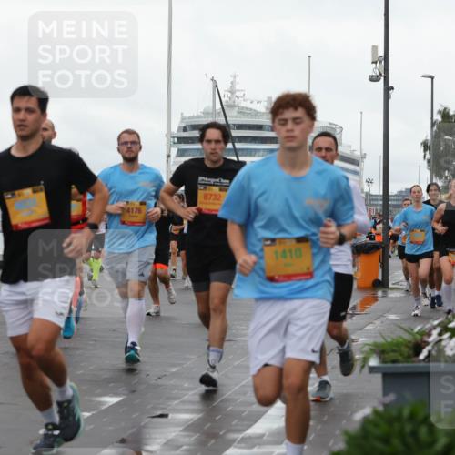 13.09.2026 - Kiel Lauf Andreas Tolksdorf http://msf.ph/oto/10402184 13.09.2026 11:00:52 Kiellinie 4, 4176, 8732, 1410, 100, 131 meine-sportfotos.de