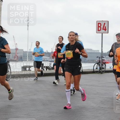 13.09.2026 - Kiel Lauf Andreas Tolksdorf http://msf.ph/oto/10402204 13.09.2026 11:01:01 Kiellinie 9733, 4 meine-sportfotos.de
