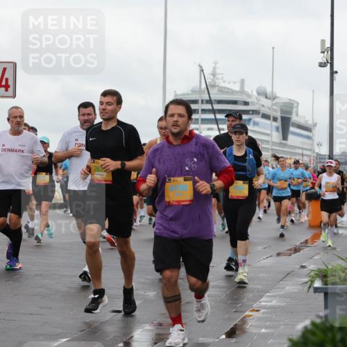 13.09.2026 - Kiel Lauf Andreas Tolksdorf http://msf.ph/oto/10402293 13.09.2026 11:01:10 Kiellinie 38, 11692, 4, 267, 1, 38 meine-sportfotos.de