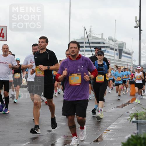 13.09.2026 - Kiel Lauf Andreas Tolksdorf http://msf.ph/oto/10402294 13.09.2026 11:01:10 Kiellinie 38, 11692, 4, 267, 38, 109 meine-sportfotos.de