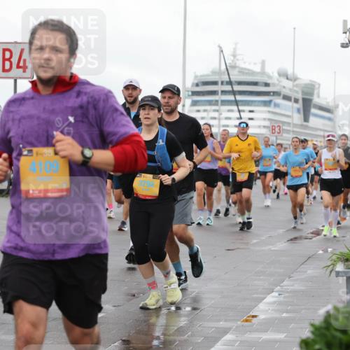 13.09.2026 - Kiel Lauf Andreas Tolksdorf http://msf.ph/oto/10402316 13.09.2026 11:01:12 Kiellinie 4, 4109, 4, 39, 3792, 3 meine-sportfotos.de