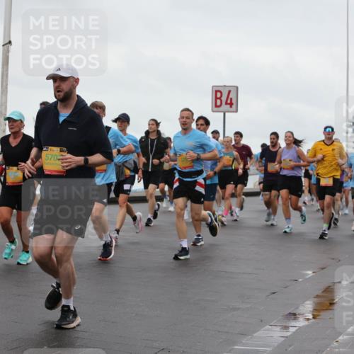 13.09.2026 - Kiel Lauf Andreas Tolksdorf http://msf.ph/oto/10402333 13.09.2026 11:01:14 Kiellinie 570, 4 meine-sportfotos.de