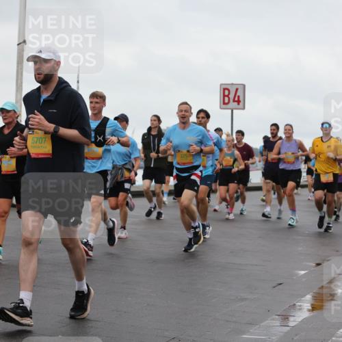 13.09.2026 - Kiel Lauf Andreas Tolksdorf http://msf.ph/oto/10402338 13.09.2026 11:01:14 Kiellinie 5707, 375, 4 meine-sportfotos.de
