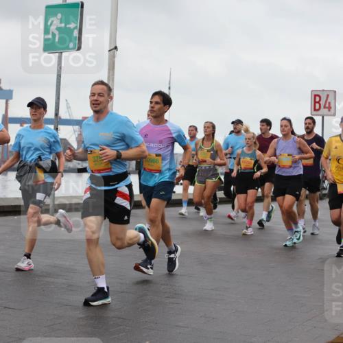 13.09.2026 - Kiel Lauf Andreas Tolksdorf http://msf.ph/oto/10402358 13.09.2026 11:01:16 Kiellinie 9170, 38, 3, 39, 375, 10966, 12255, 4 meine-sportfotos.de