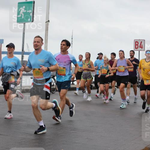 13.09.2026 - Kiel Lauf Andreas Tolksdorf http://msf.ph/oto/10402361 13.09.2026 11:01:16 Kiellinie 38, 4, 16, 39, 0966, 12255, 39, 375 meine-sportfotos.de