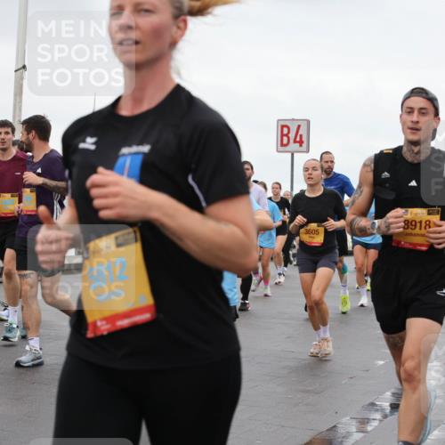 13.09.2026 - Kiel Lauf Andreas Tolksdorf http://msf.ph/oto/10402409 13.09.2026 11:01:18 Kiellinie 3, 4, 5812, 38, 8918, 38, 8255, 3605, 200 meine-sportfotos.de