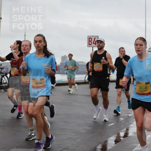 13.09.2026 - Kiel Lauf Andreas Tolksdorf http://msf.ph/oto/10402422 13.09.2026 11:01:25 Kiellinie 3, 1, 38, 3934, 4, 38, 9918 meine-sportfotos.de