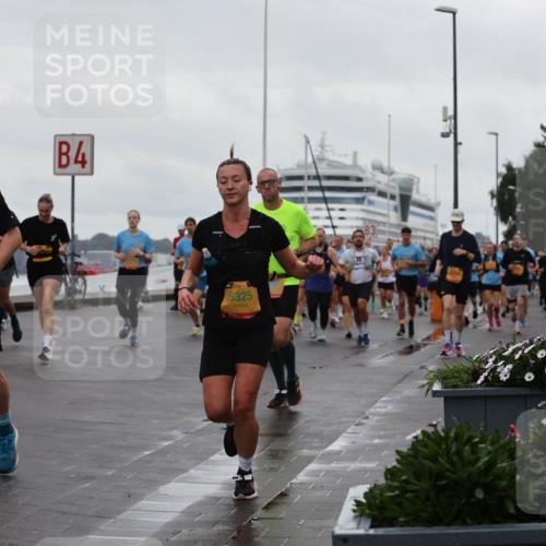 13.09.2026 - Kiel Lauf Andreas Tolksdorf http://msf.ph/oto/10402430 13.09.2026 11:01:26 Kiellinie 4, 39, 5325 meine-sportfotos.de