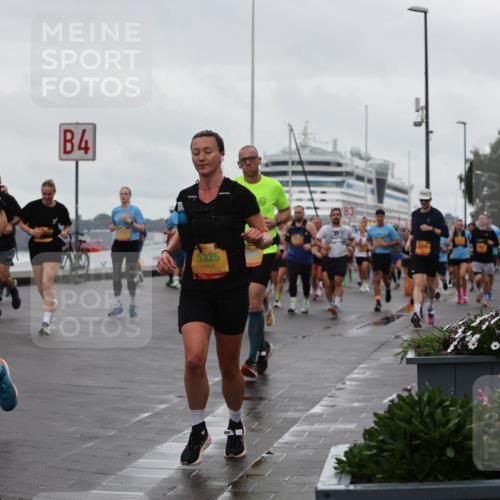 13.09.2026 - Kiel Lauf Andreas Tolksdorf http://msf.ph/oto/10402433 13.09.2026 11:01:26 Kiellinie 4, 5325 meine-sportfotos.de
