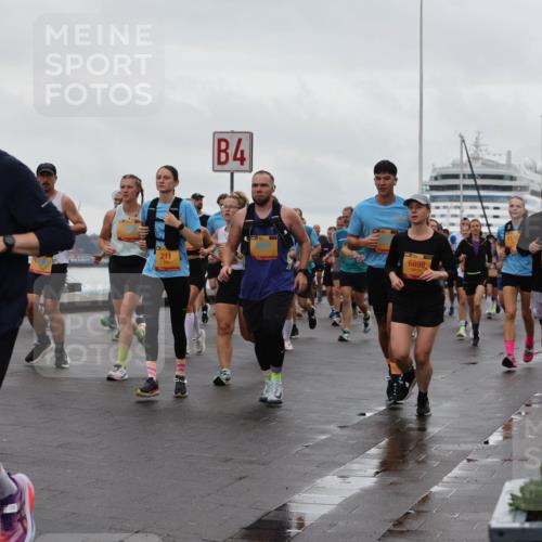 13.09.2026 - Kiel Lauf Andreas Tolksdorf http://msf.ph/oto/10402512 13.09.2026 11:01:31 Kiellinie 9964, 211, 4, 6899, 1136, 9982 meine-sportfotos.de