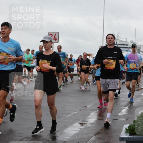 13.09.2026 - Kiel Lauf Andreas Tolksdorf http://msf.ph/oto/10402545 13.09.2026 11:01:33 Kiellinie 211, 39, 1, 39, 6, 34, 5, 39, 9982 meine-sportfotos.de