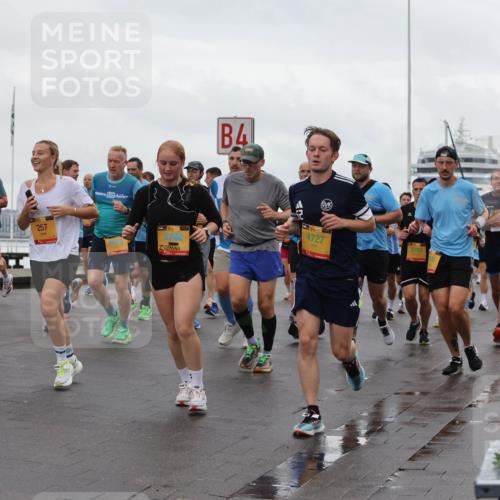 13.09.2026 - Kiel Lauf Andreas Tolksdorf http://msf.ph/oto/10402579 13.09.2026 11:01:37 Kiellinie 257, 4, 38, 2706, 38, 4727, 3193, 4810 meine-sportfotos.de