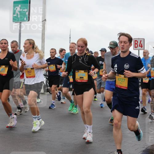 13.09.2026 - Kiel Lauf Andreas Tolksdorf http://msf.ph/oto/10402597 13.09.2026 11:01:38 Kiellinie 26, 3569, 257, 38, 2700, 4, 1224, 38, 4727 meine-sportfotos.de