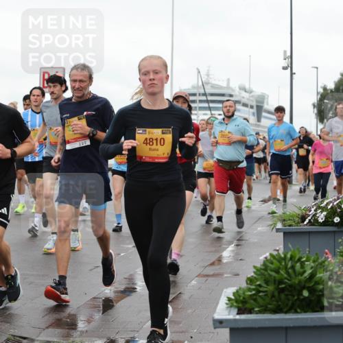 13.09.2026 - Kiel Lauf Andreas Tolksdorf http://msf.ph/oto/10402612 13.09.2026 11:01:39 Kiellinie 38, 3193, 38, 4810, 9753, 282 meine-sportfotos.de