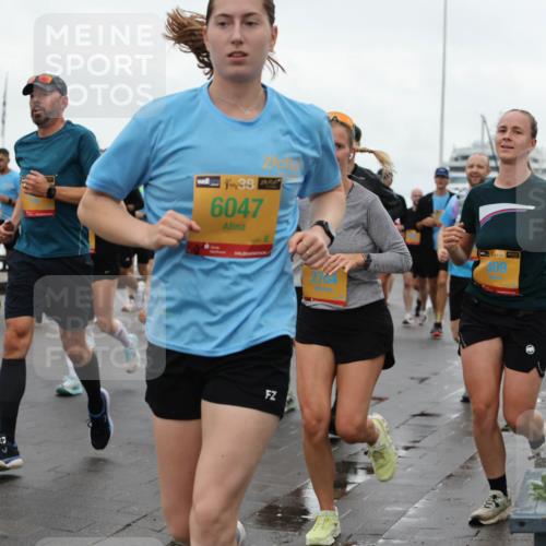 13.09.2026 - Kiel Lauf Andreas Tolksdorf http://msf.ph/oto/10402641 13.09.2026 11:01:49 Kiellinie 4, 38, 6047, 38, 309, 976, 982 meine-sportfotos.de