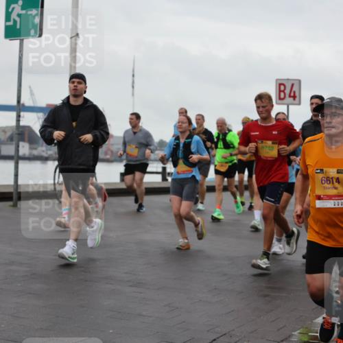 13.09.2026 - Kiel Lauf Andreas Tolksdorf http://msf.ph/oto/10402674 13.09.2026 11:02:01 Kiellinie 38, 11483, 6748, 4, 38, 6614, 8652 meine-sportfotos.de