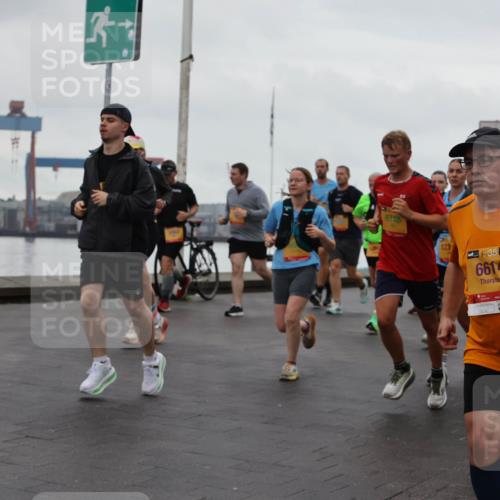 13.09.2026 - Kiel Lauf Andreas Tolksdorf http://msf.ph/oto/10402682 13.09.2026 11:02:01 Kiellinie 5748, 123, 6614 meine-sportfotos.de