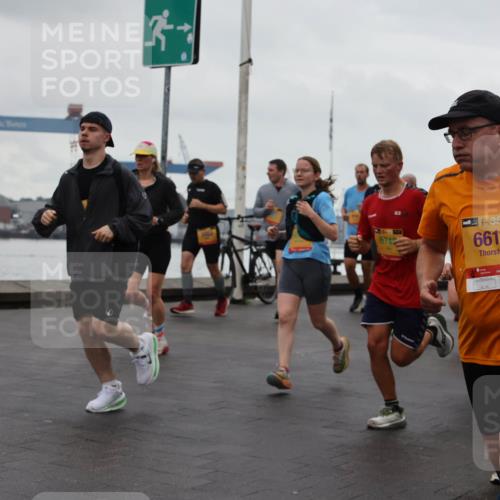 13.09.2026 - Kiel Lauf Andreas Tolksdorf http://msf.ph/oto/10402687 13.09.2026 11:02:01 Kiellinie 574, 4, 2, 38, 6614, 8756 meine-sportfotos.de